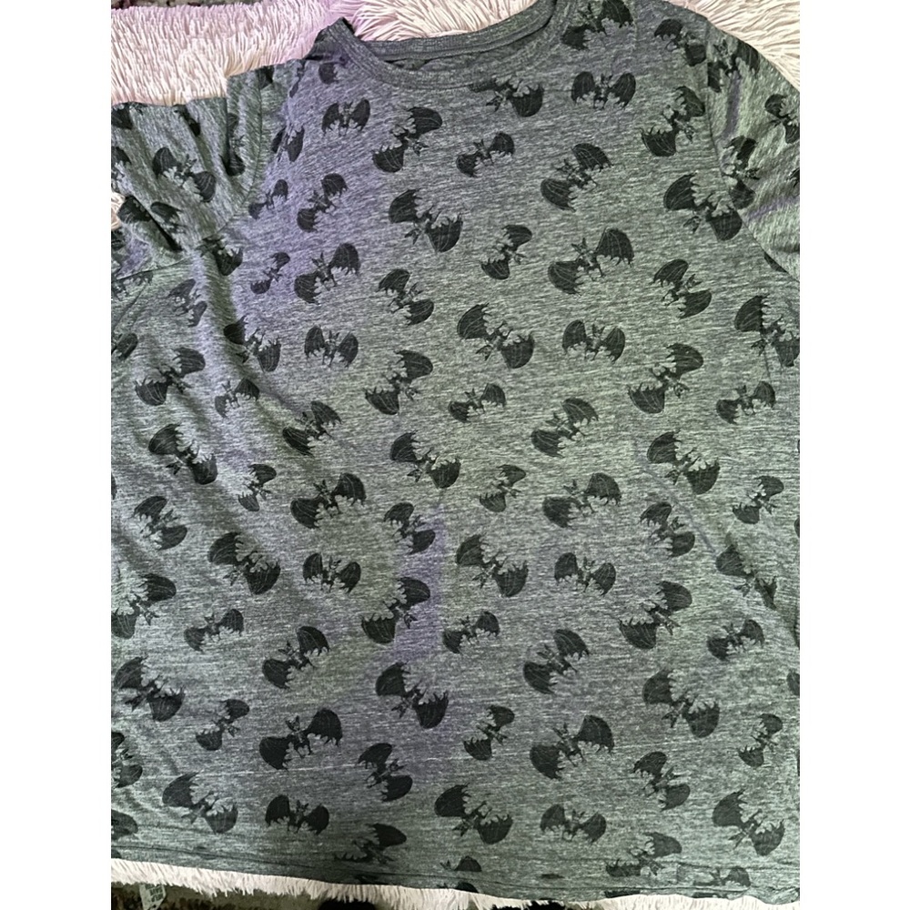 Torrid Lovesick bats t